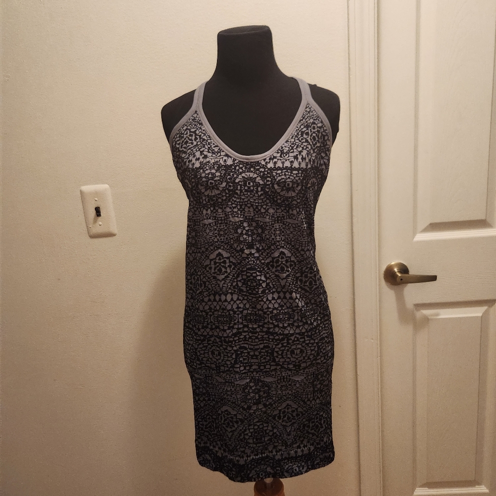 Athleta NWT Black Gray XL Athletic Workout Tank Top
